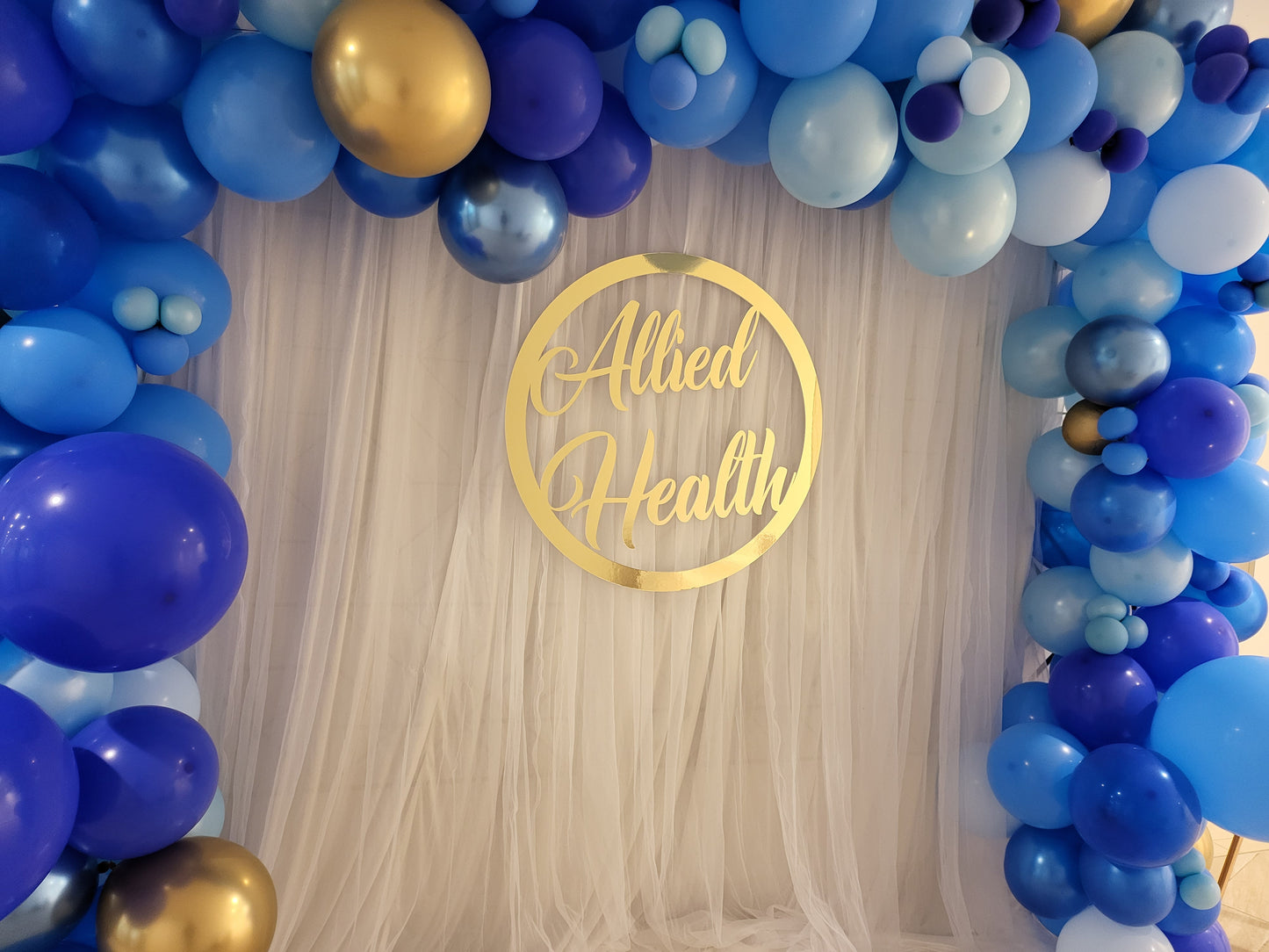 Organic Balloon Garland White Curtain Backdrop