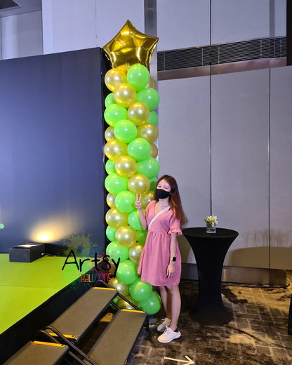 A Pair Of Super Tall Balloon Columns by BalloonClub Singapore
