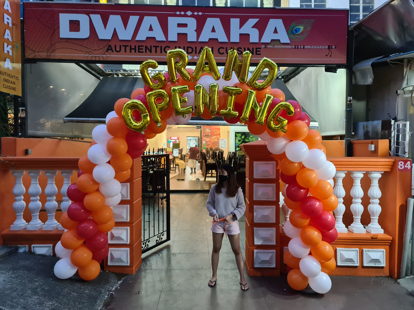 Balloon Arch with Letter foil