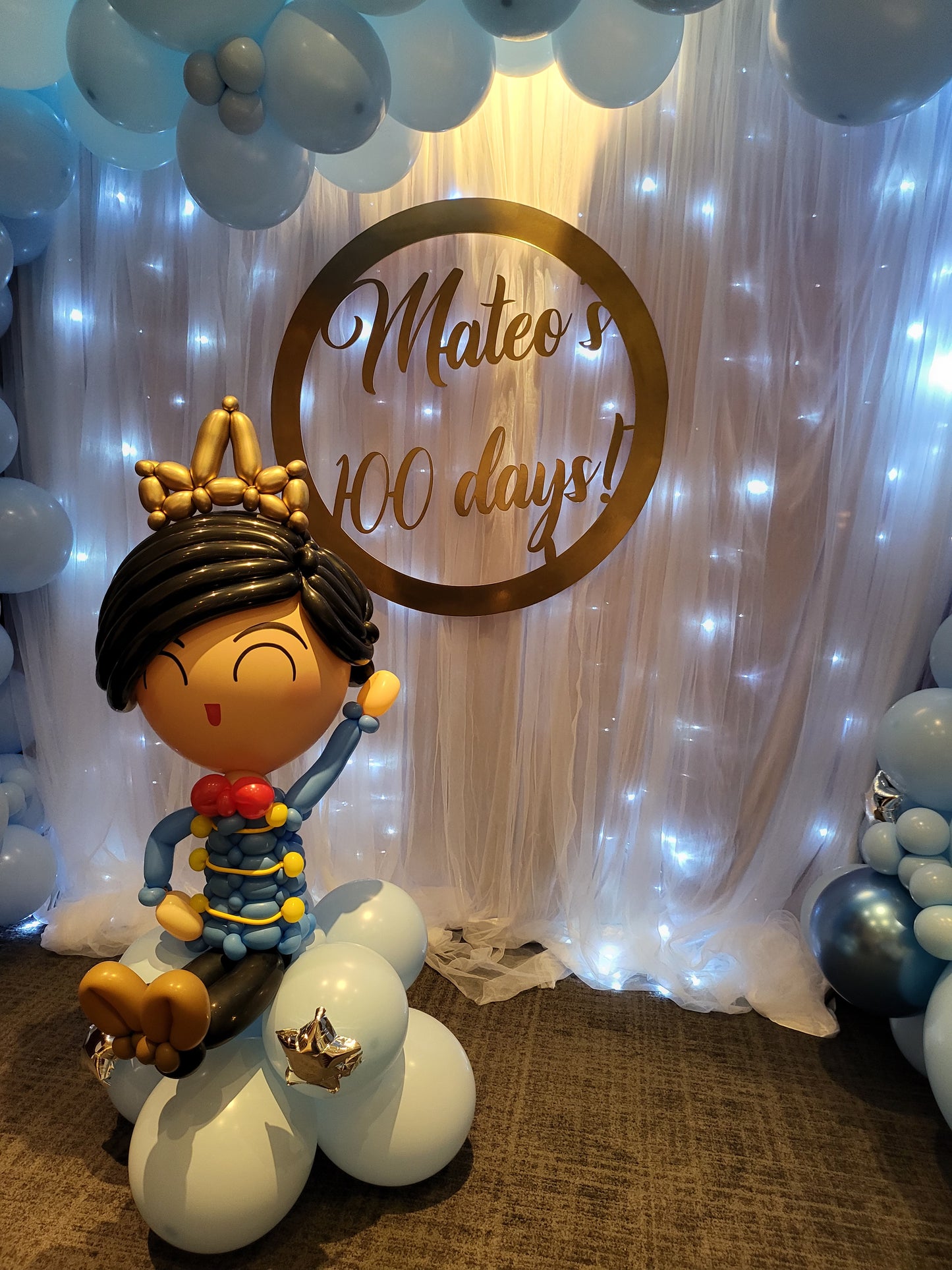 Blinking LED Curtain Backdrop Pastel Blue Organic Balloon Garland