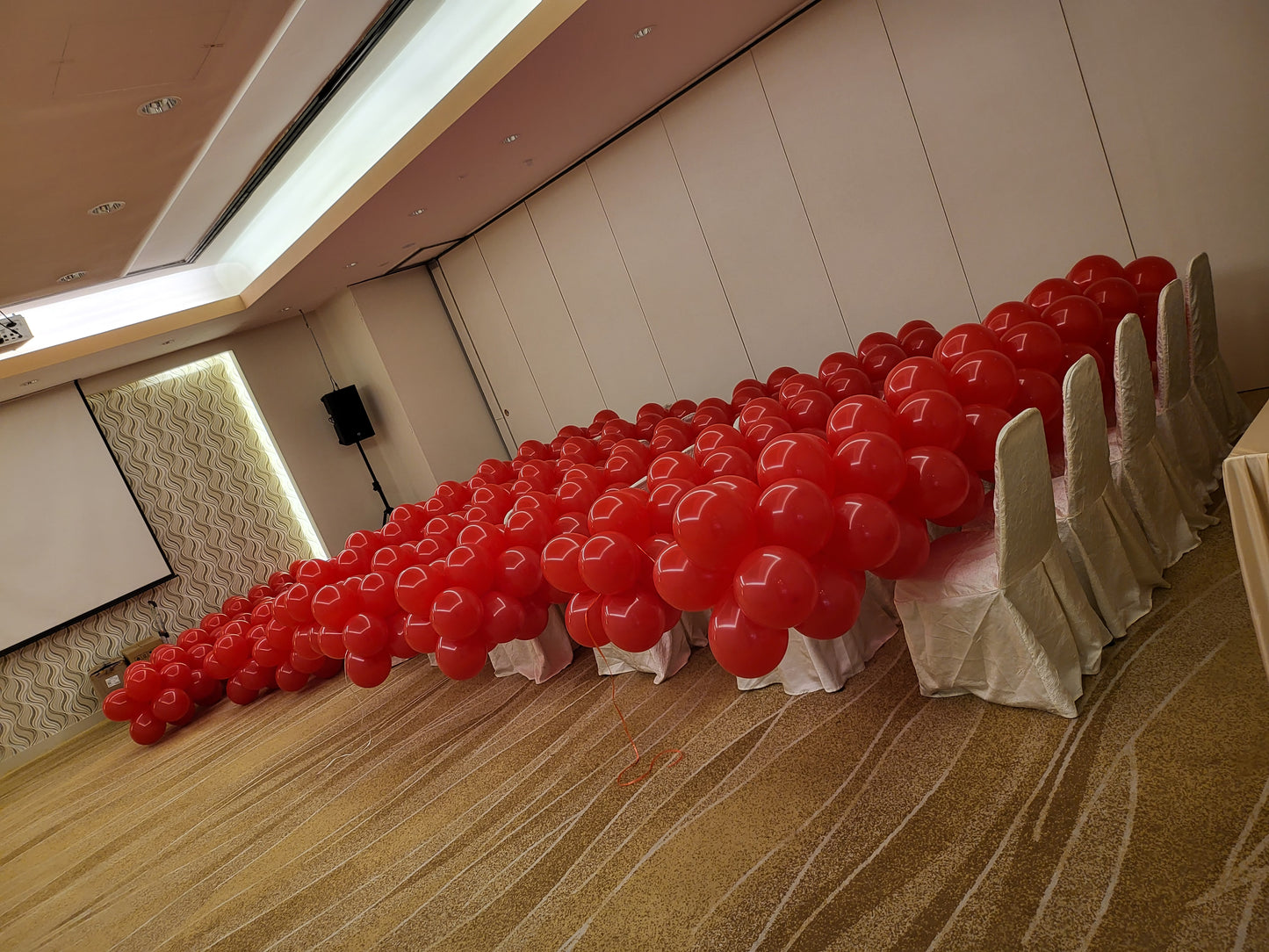 Fire Cracker Balloon Mechanism For CNY
