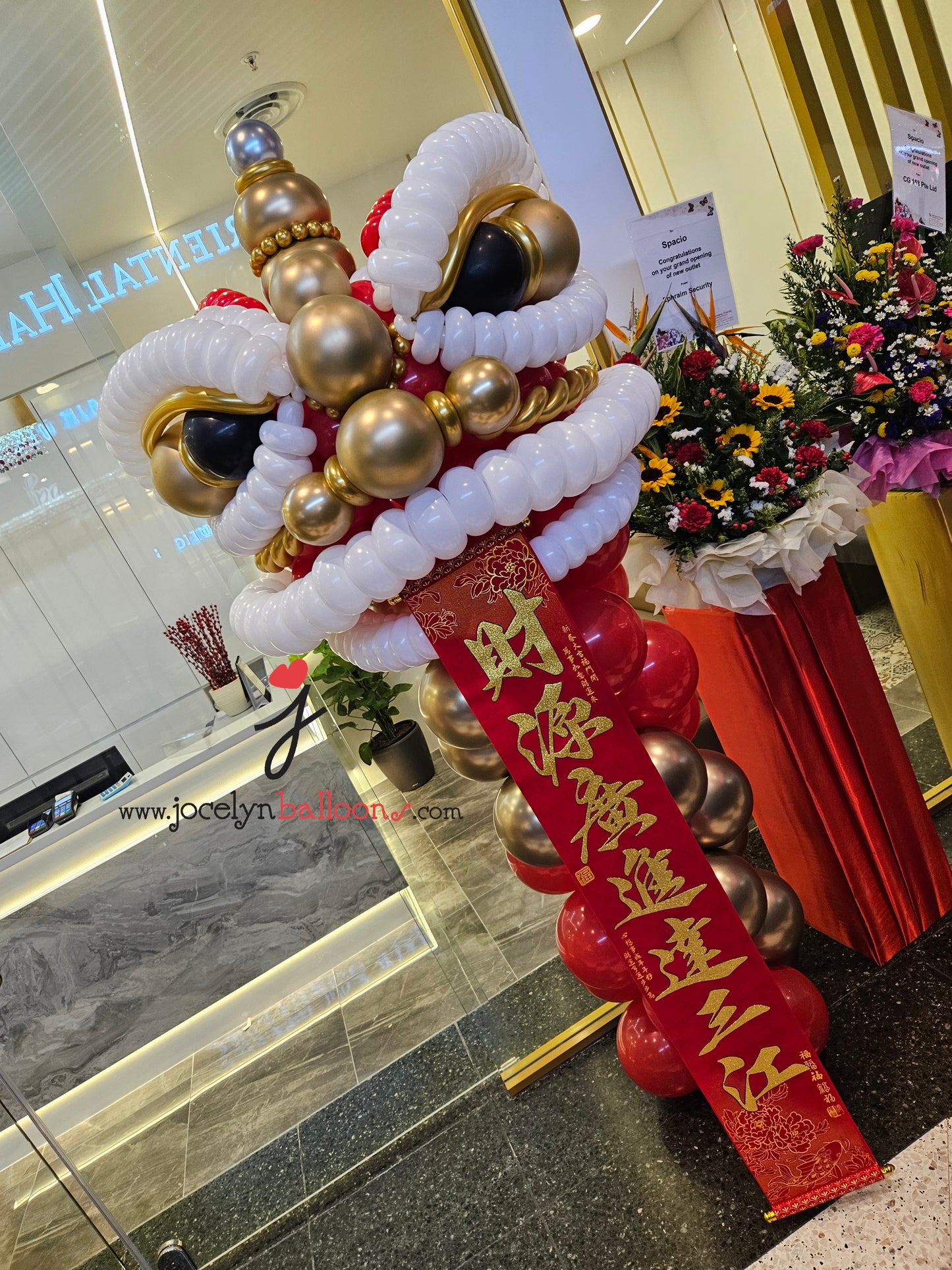 Grand Opening Chinese Lion Dance with Chinese Couplets Balloon Display Decorations