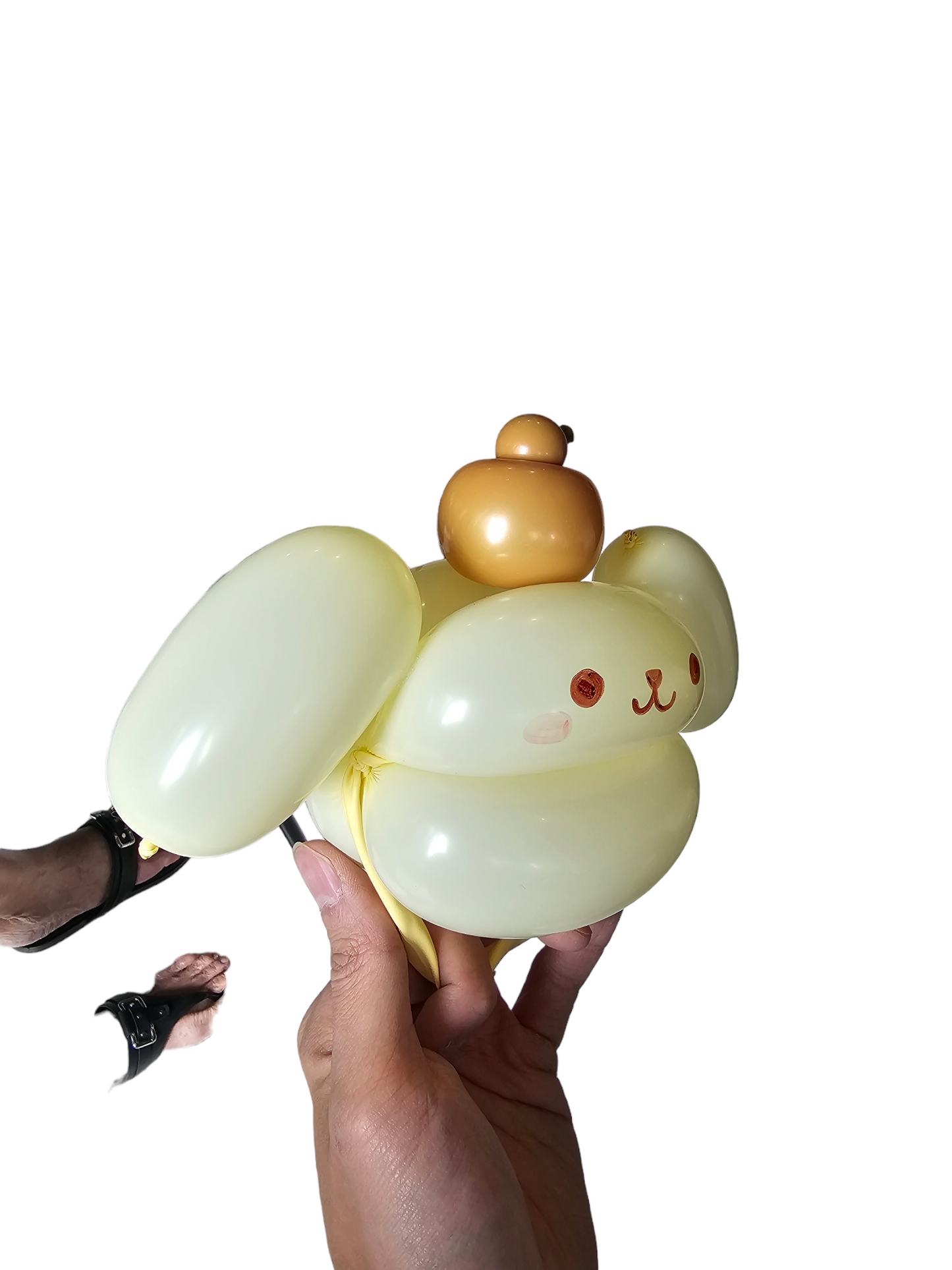 Pompompurin Bracelet Balloon Sculpture