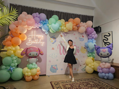 Sanrio character customised balloon backdrop