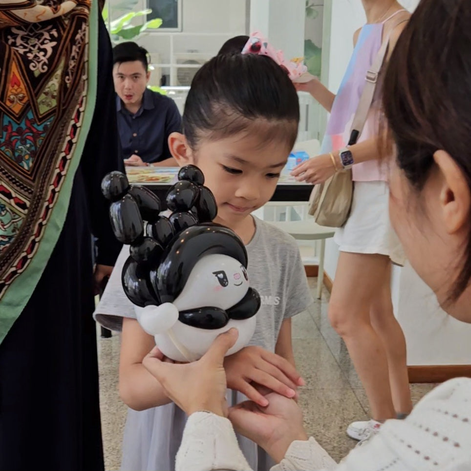 Kuromi Balloon Bracelet Sculpture (Large)