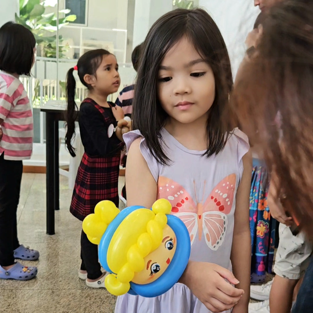 Cinderella Princess Balloon Bracelet Sculpture