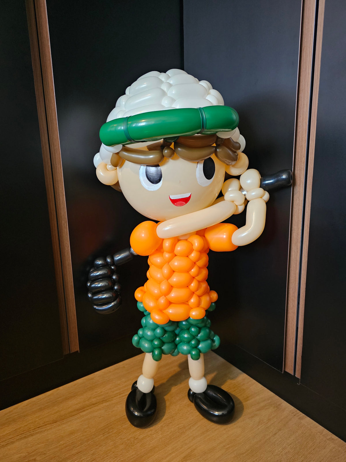 Handmade 3D balloon sculpture add-on by BalloonClub Singapore