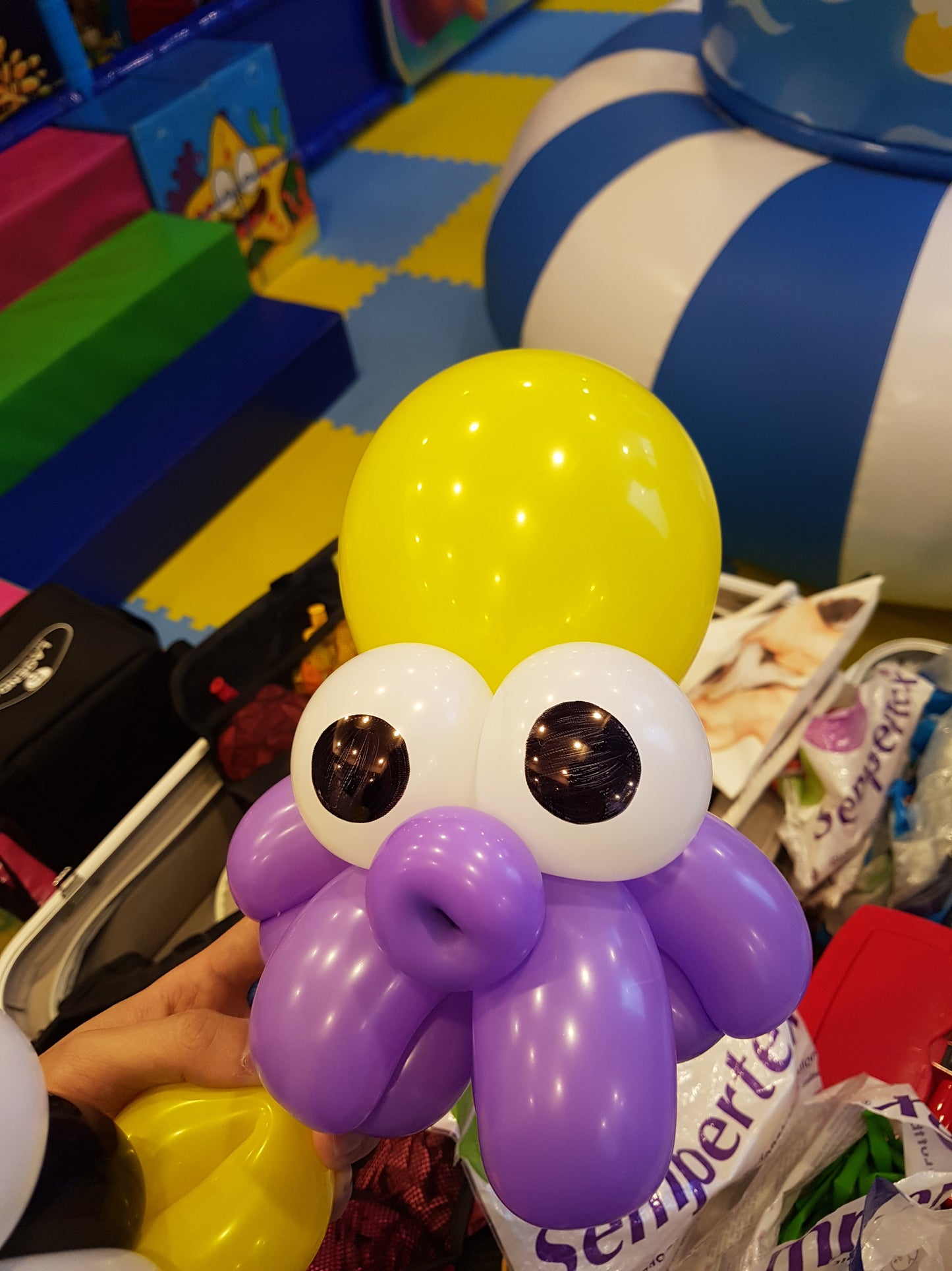 Advanced Balloon Sculpting Session