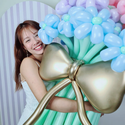 Super Flower Bouquet Balloon Sculpture - photo 2
