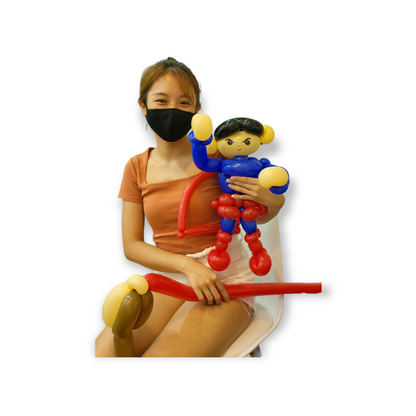 Superman Balloon Sculpture - photo 2