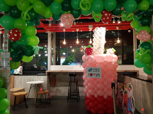 Strawberry Bubble Tea Balloon Display