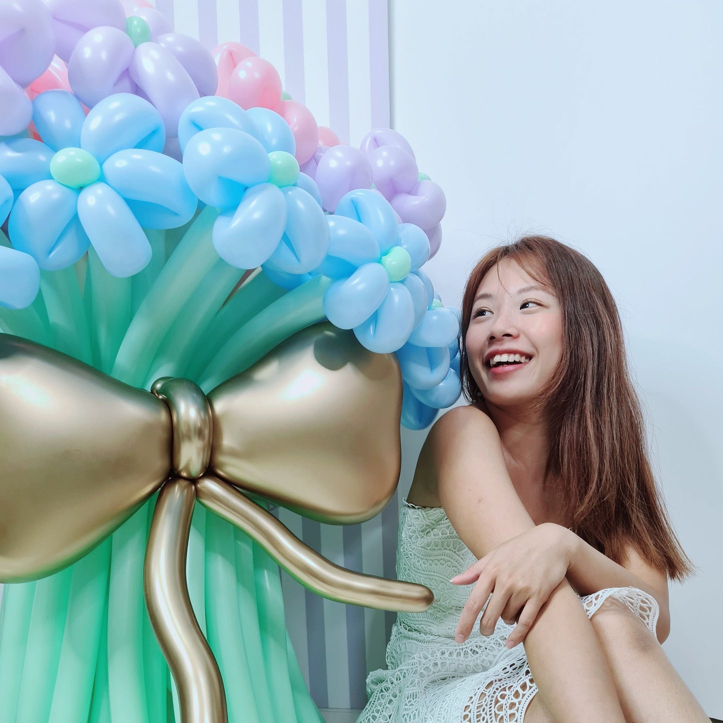 Super Flower Bouquet Balloon Sculpture